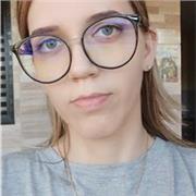 Professora de música pra crianças, português. Farmacología para adultos que fazem faculdade